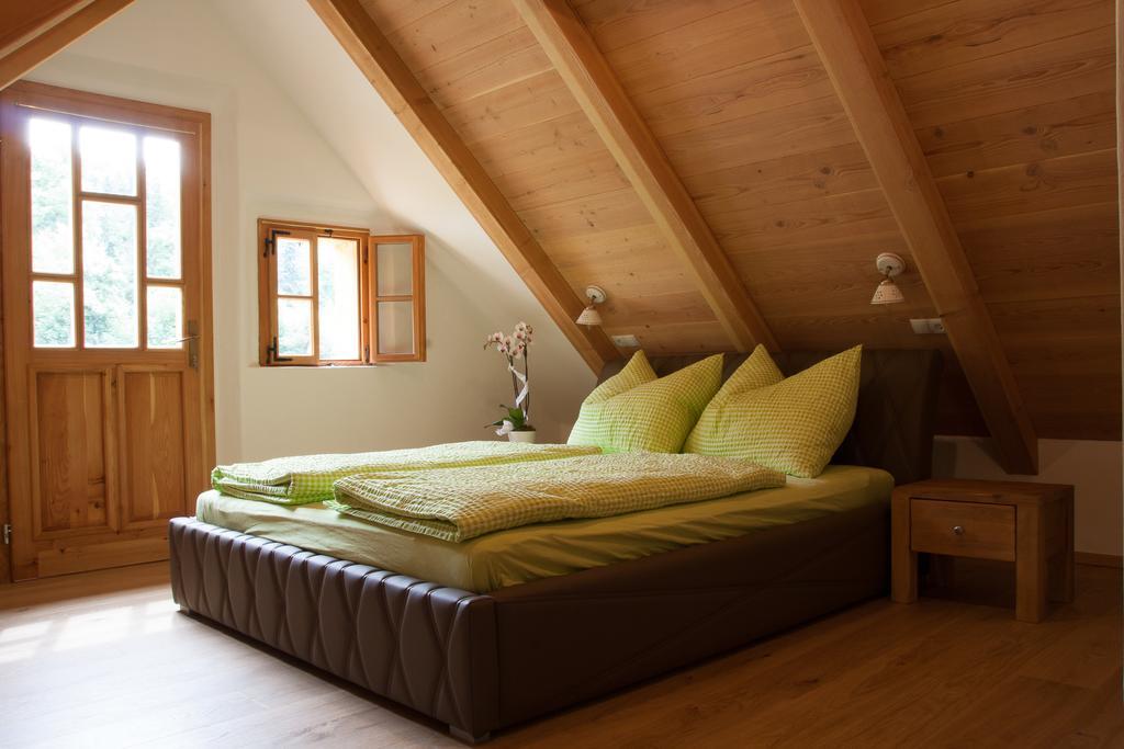 Landhaus Moser ليوتسشاخ الغرفة الصورة